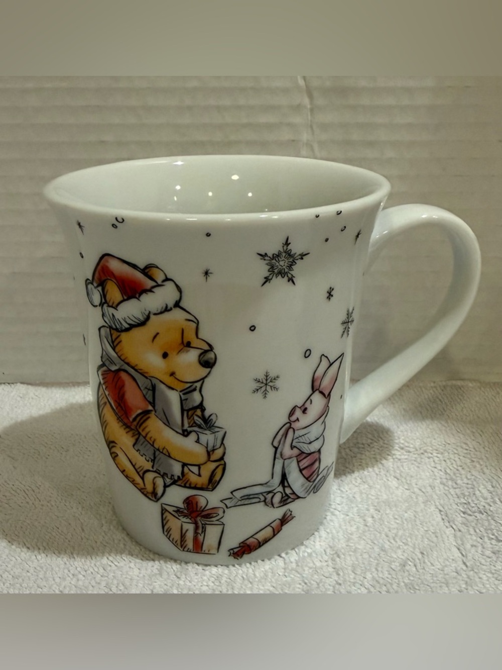 Disney Winnie The Pooh And Piglet Christmas/Holiday Mug Tea/Coffee/Hot Cocoa Mug